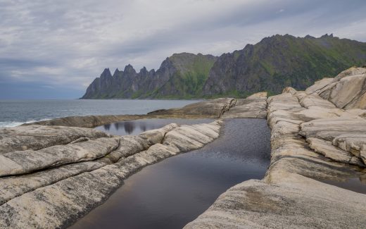 ugodno Švedska Skandinavija Senja road trip potovanje poceni otok Norveška Nordijske države narodni park načrt potovanja Lofoti Lofoten Lapporten fjord Evropa Abisko 